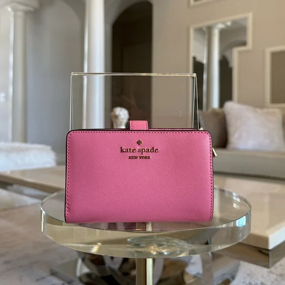 🌟SOLD🌟 NWT Kate Spade Pink Saffiano Wallet - Picture 1 of 6